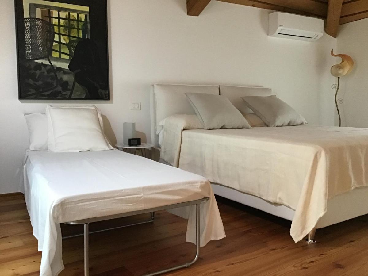 La Foresteria di Villa Gorgo San Vito al Torre Esterno foto